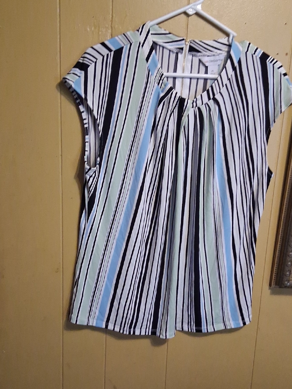 Liz Claiborne Sleeveless Striped Blouse in Blue, Black & White